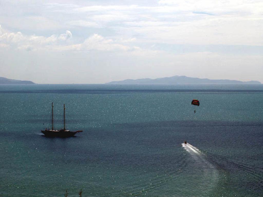Apartments At View Talay Pattaya Exterior photo