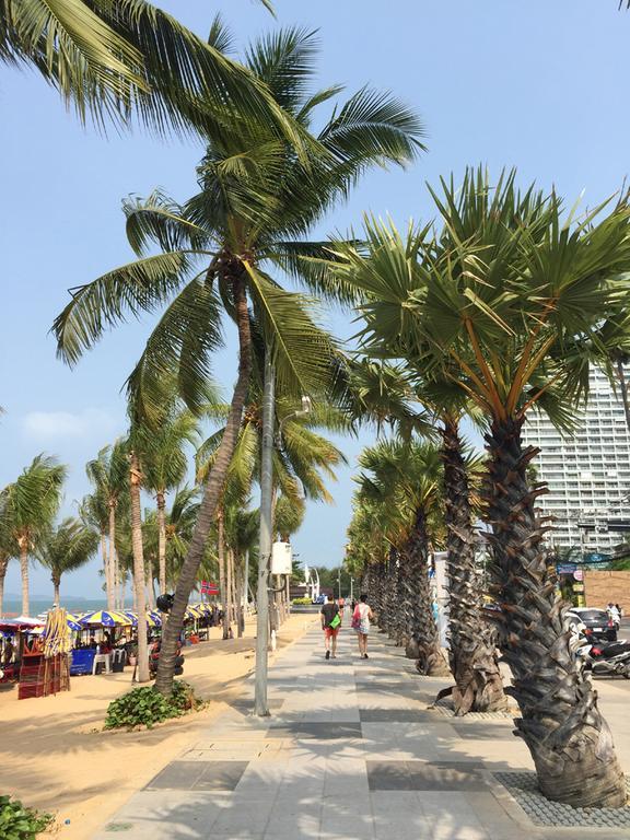 Apartments At View Talay Pattaya Exterior photo